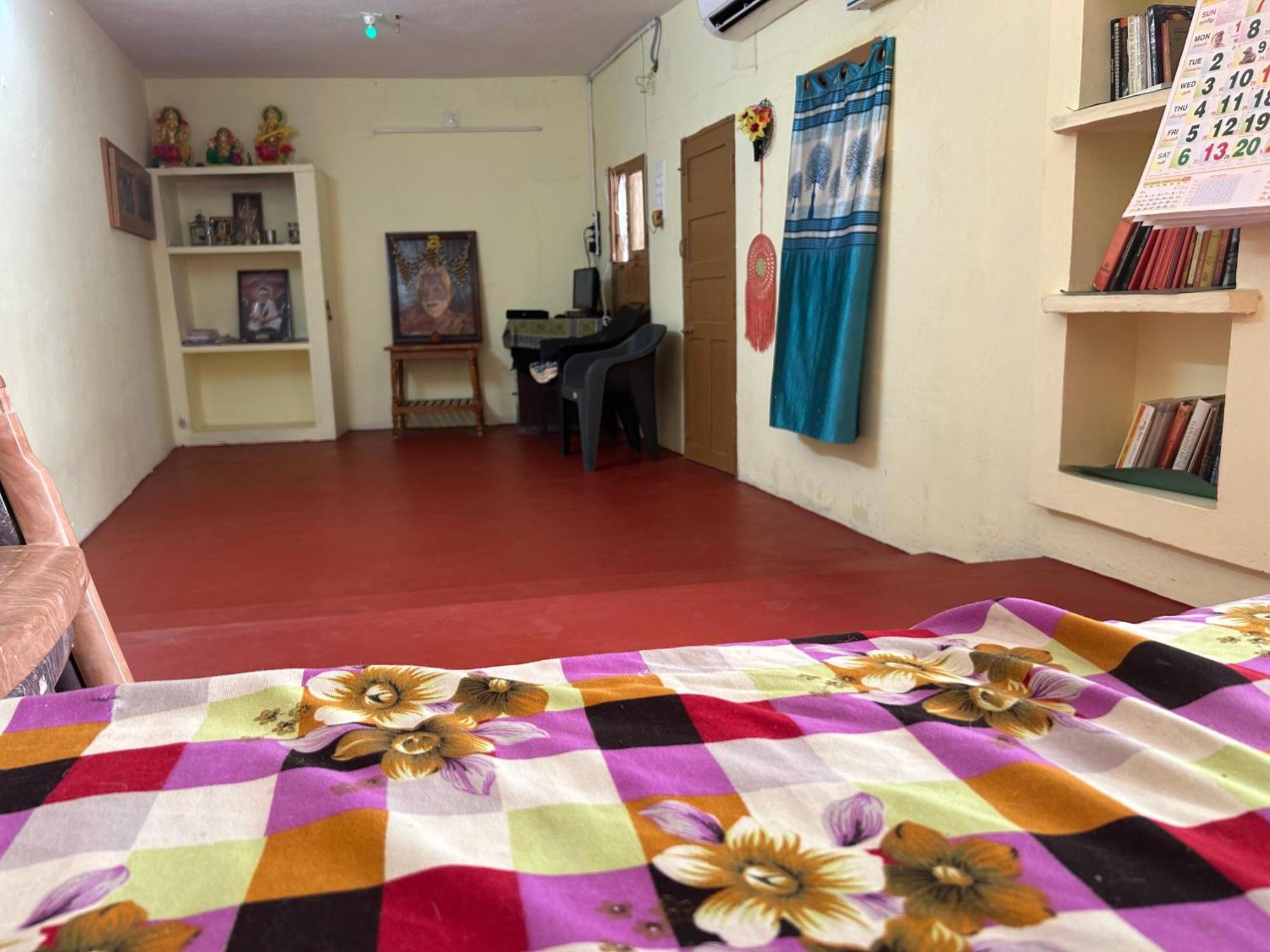 Anbu Ramana Guest House Tiruvannāmalai Exterior foto