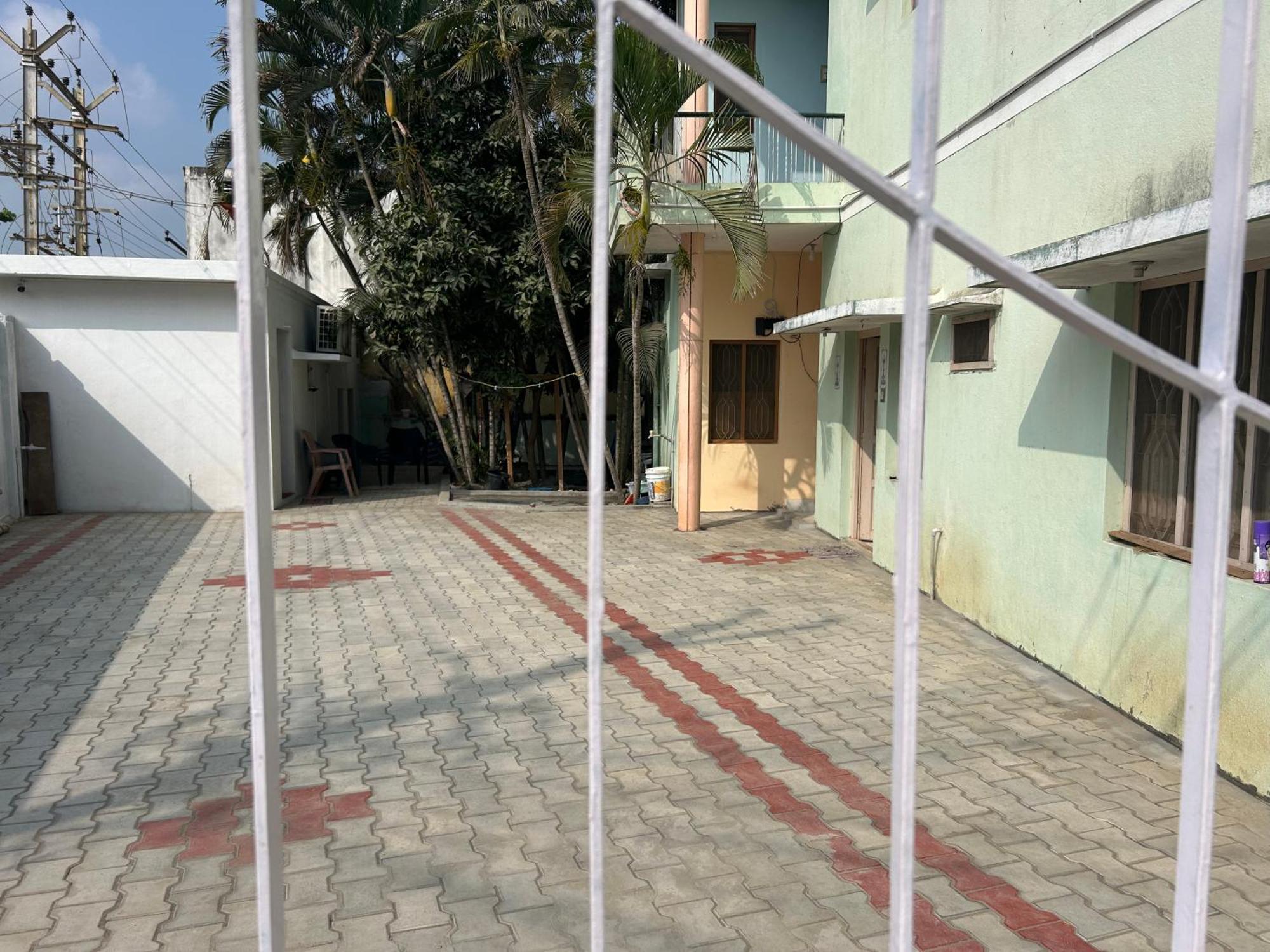 Anbu Ramana Guest House Tiruvannāmalai Exterior foto